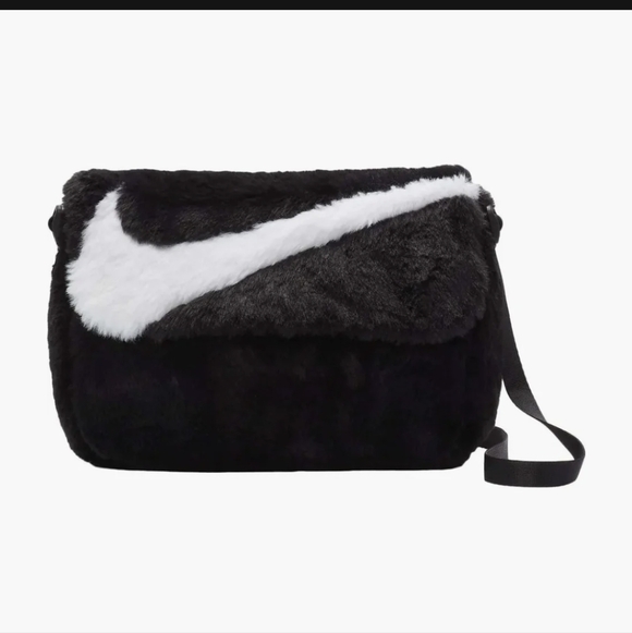 Nike Swoop Futura 365 Faux Fur Crossbody Bag in Black and White - Streetwear - Picture 2 of 12